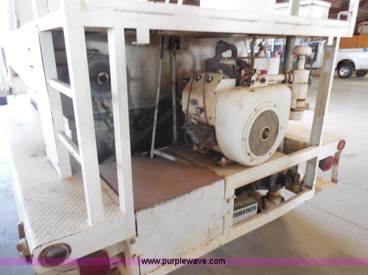 image for item E7735 Bowie Victor 800 Hydro mulcher