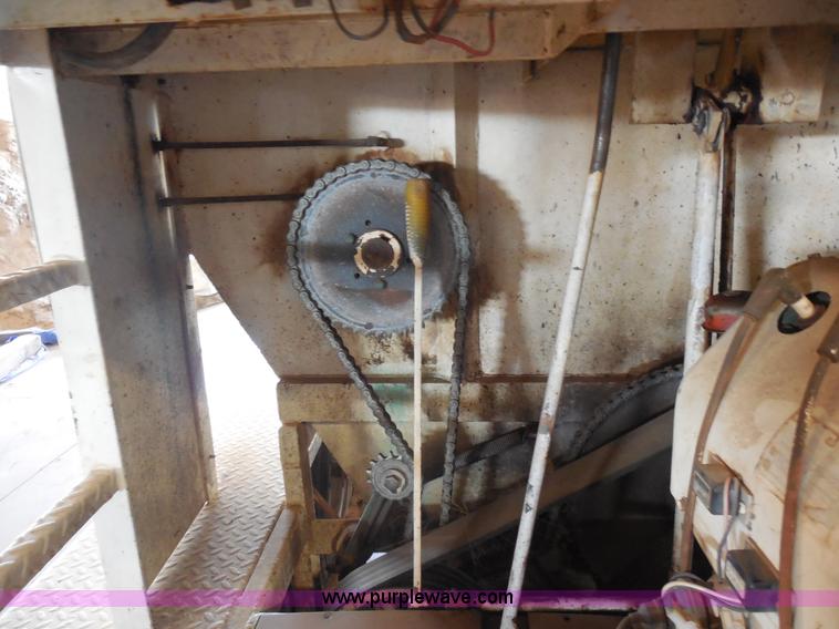 image for item E7735 Bowie Victor 800 Hydro mulcher