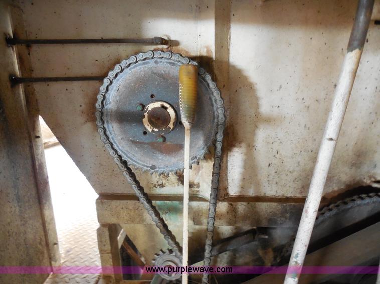 image for item E7735 Bowie Victor 800 Hydro mulcher