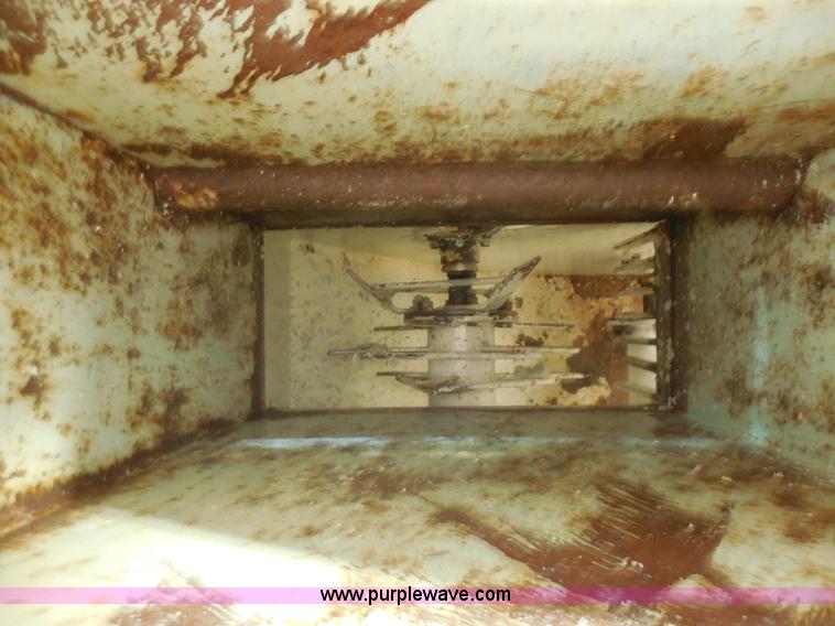 image for item E7735 Bowie Victor 800 Hydro mulcher