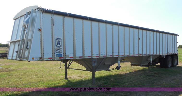 image for item E7738 2000 Merritt aluminum grain trailer