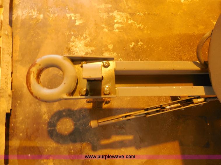 image for item E7741 Ingersoll Rand MC-2A air compressor