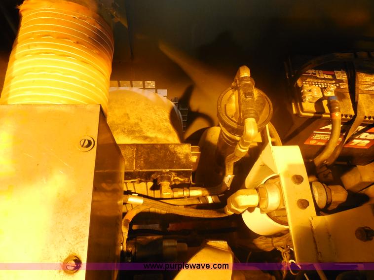 image for item E7741 Ingersoll Rand MC-2A air compressor