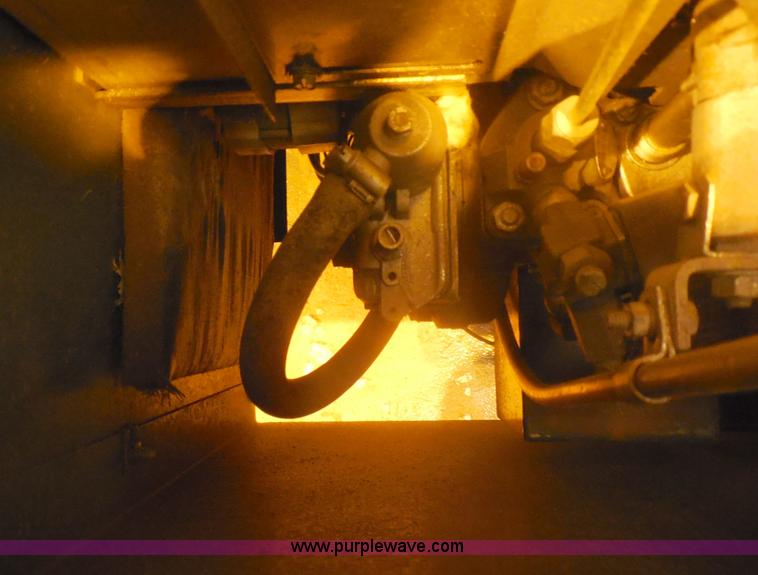 image for item E7741 Ingersoll Rand MC-2A air compressor