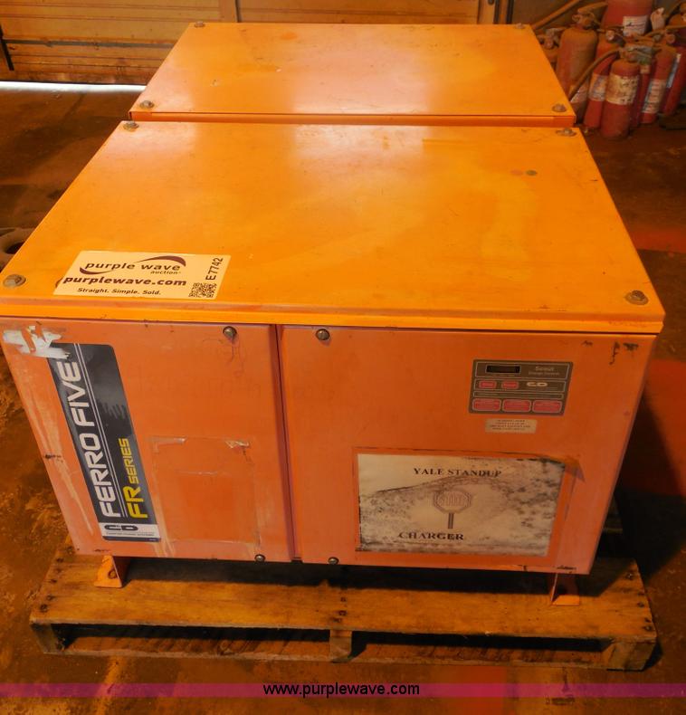 image for item E7742 C&D Ferrows FR series FR12HK1000S scout charge control