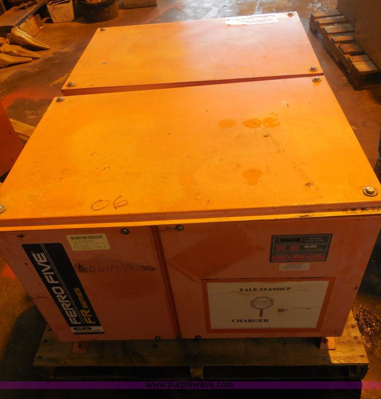 image for item E7742 C&D Ferrows FR series FR12HK1000S scout charge control