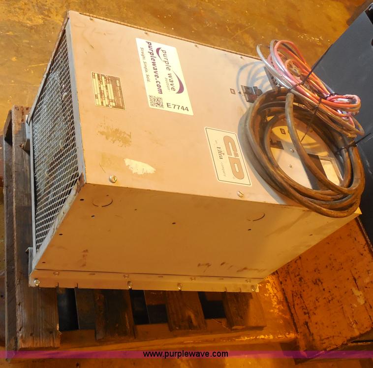 image for item E7744 C&D ARR48AC35F batteries