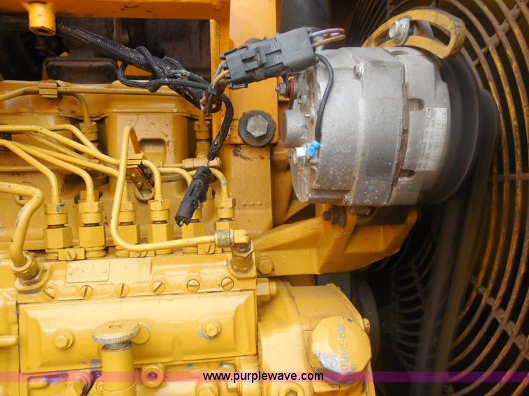 image for item E7746 1990 John Deere 644E articulated wheel loader