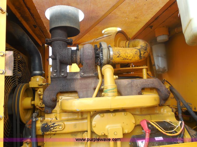 image for item E7746 1990 John Deere 644E articulated wheel loader