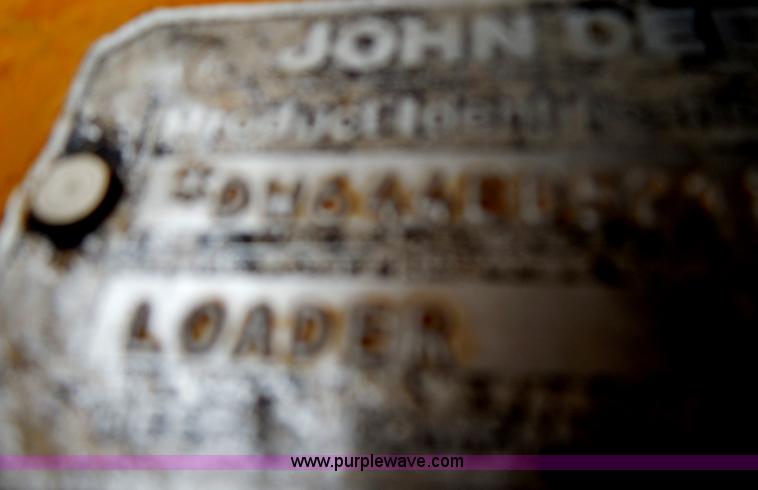 image for item E7746 1990 John Deere 644E articulated wheel loader