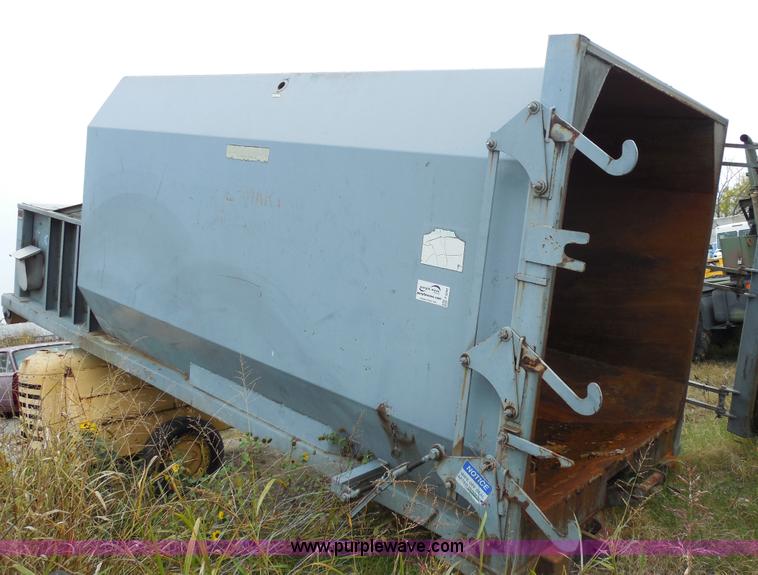 image for item F3240 1999 Cram-A-Lot 30 yard self-contained compactor