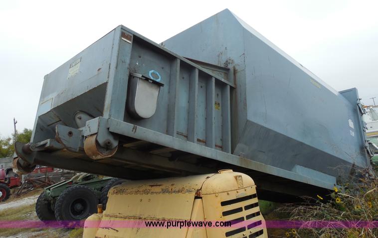 image for item F3240 1999 Cram-A-Lot 30 yard self-contained compactor