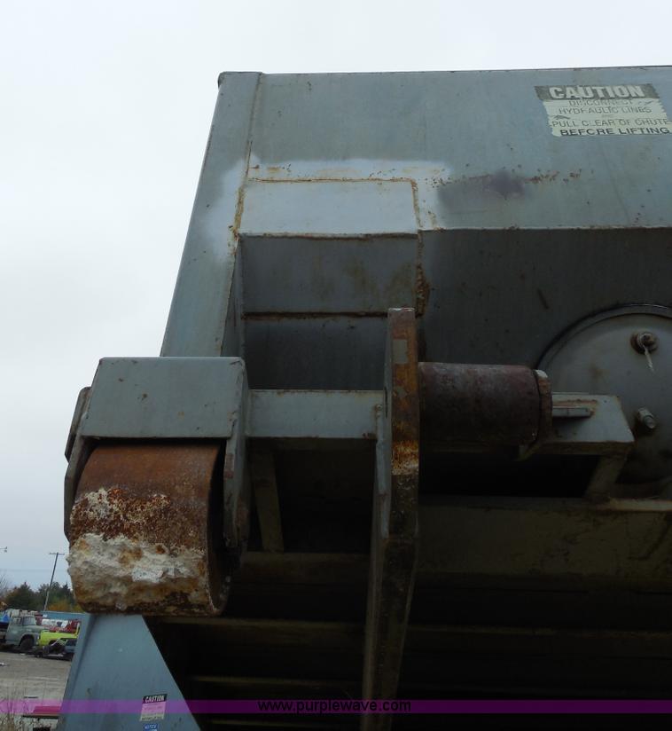 image for item F3240 1999 Cram-A-Lot 30 yard self-contained compactor