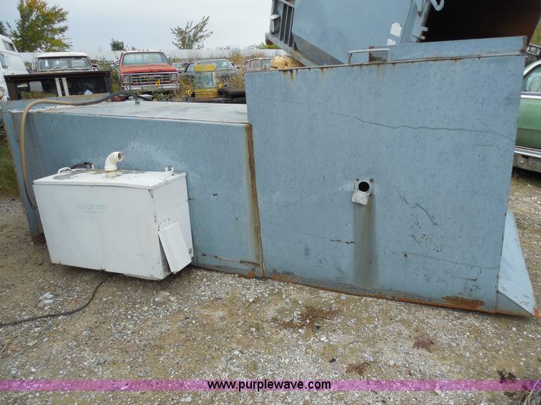 image for item F3240 1999 Cram-A-Lot 30 yard self-contained compactor