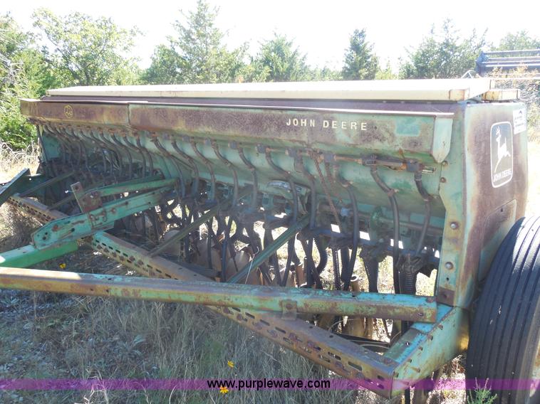 image for item F3247 John Deere 8350 grain drill