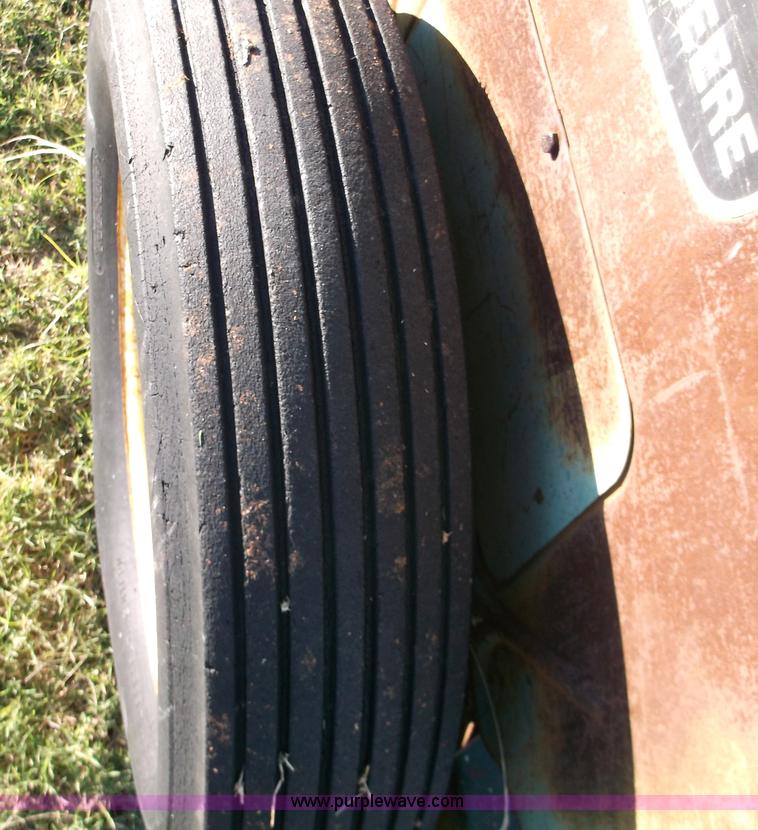 image for item F3247 John Deere 8350 grain drill