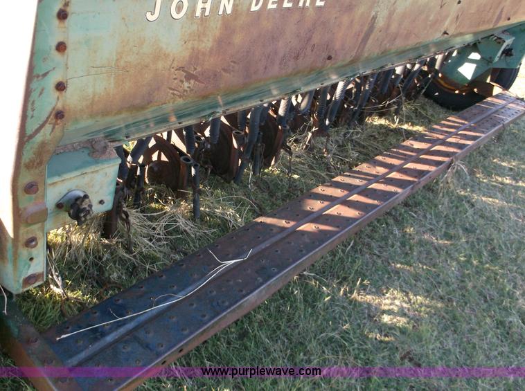 image for item F3247 John Deere 8350 grain drill
