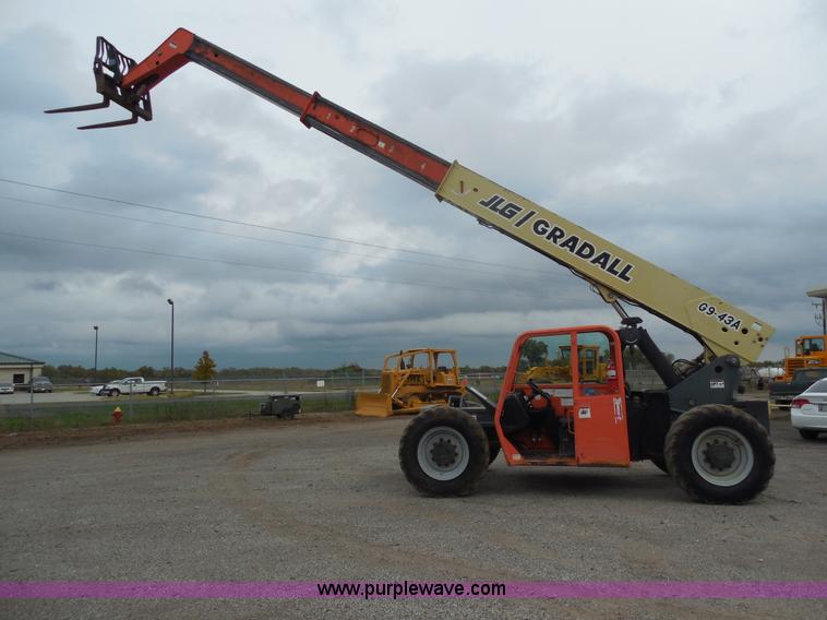 image for item F3250 2003 JLG Gradall G9-43A telehandler