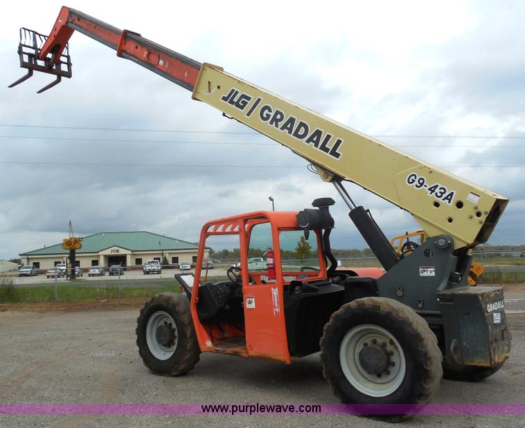 image for item F3250 2003 JLG Gradall G9-43A telehandler