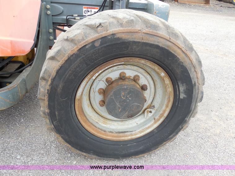 image for item F3250 2003 JLG Gradall G9-43A telehandler