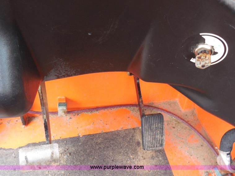 image for item F3250 2003 JLG Gradall G9-43A telehandler