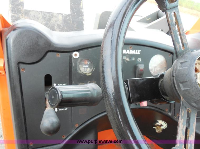 image for item F3250 2003 JLG Gradall G9-43A telehandler