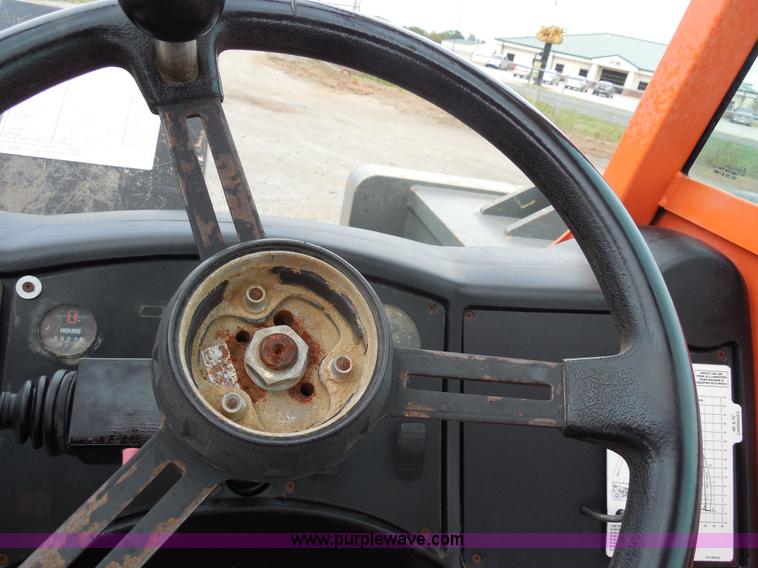 image for item F3250 2003 JLG Gradall G9-43A telehandler