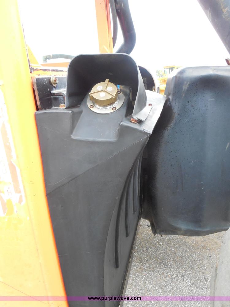 image for item F3250 2003 JLG Gradall G9-43A telehandler