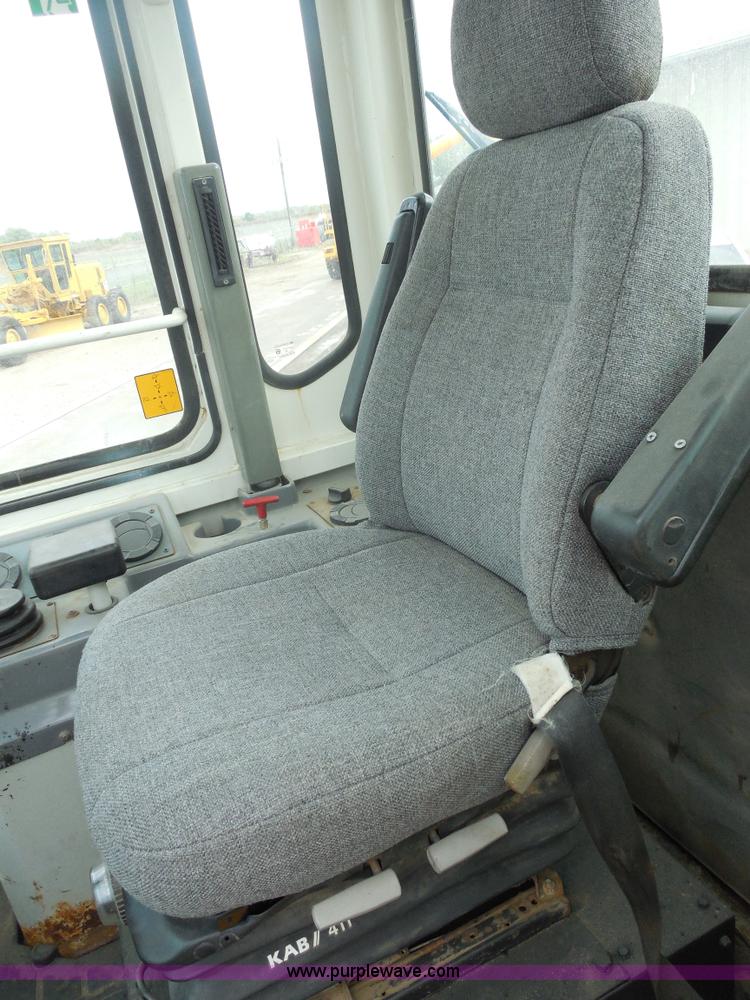 image for item F3251 Daewoo Mega 200III articulated wheel loader