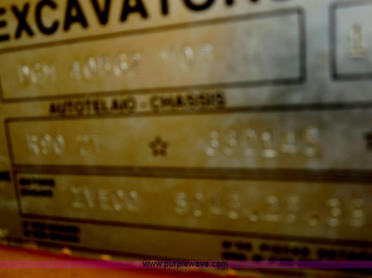 image for item F3256 Fiat-Hitachi FR90 articulated wheel loader