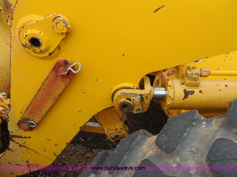 image for item F3256 Fiat-Hitachi FR90 articulated wheel loader