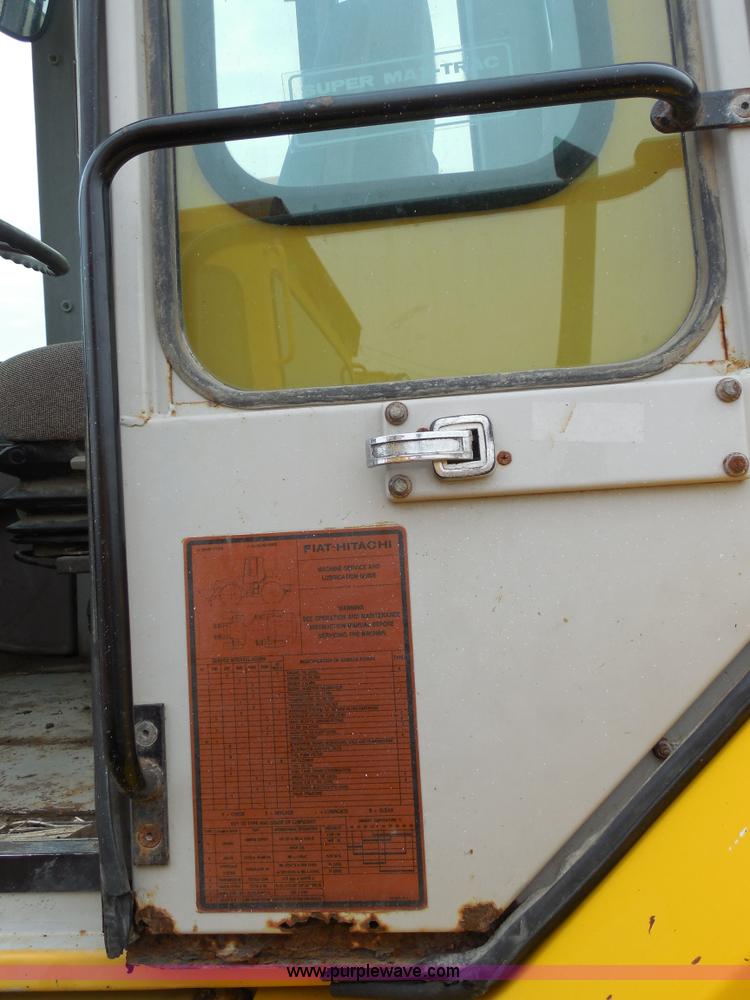 image for item F3256 Fiat-Hitachi FR90 articulated wheel loader