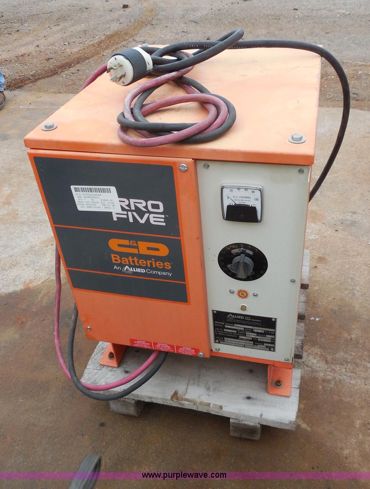 image for item F3257 C&D Batteries Pro 5 FR12CE255 battery charger