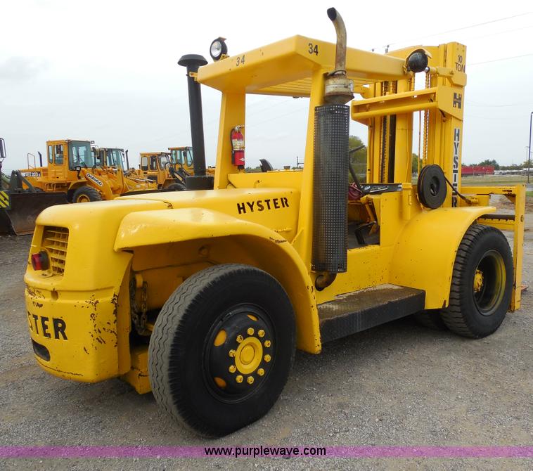 image for item F3259 Hyster rough terrain forklift