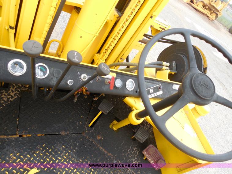 image for item F3259 Hyster rough terrain forklift