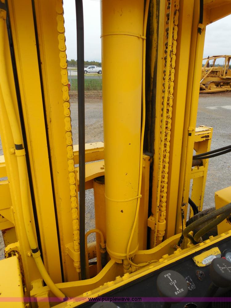 image for item F3259 Hyster rough terrain forklift