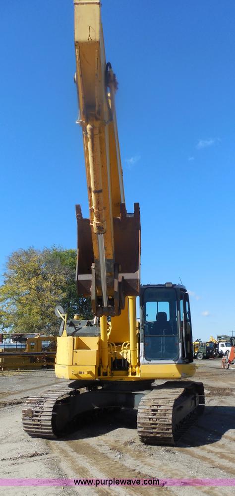 image for item F3260 Komatsu PC228USLC excavator