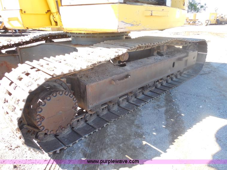 image for item F3260 Komatsu PC228USLC excavator
