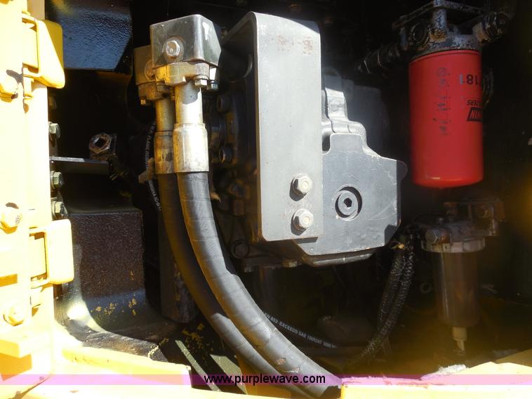 image for item F3260 Komatsu PC228USLC excavator