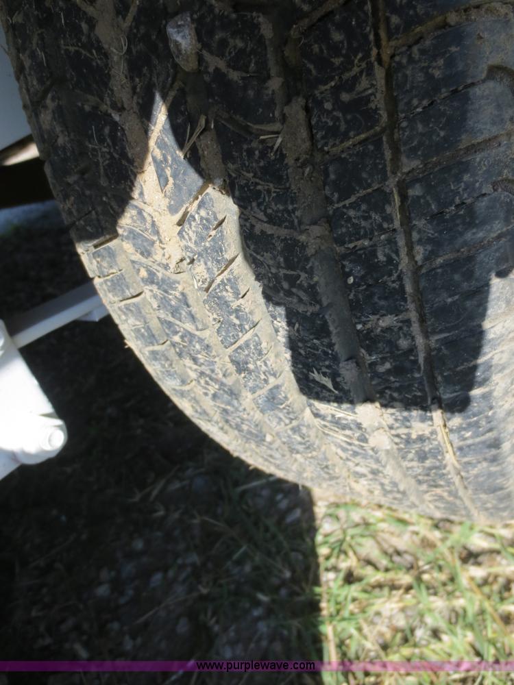 image for item F6722 Mobile lube trailer