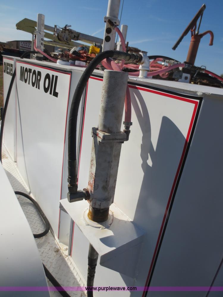 image for item F6722 Mobile lube trailer