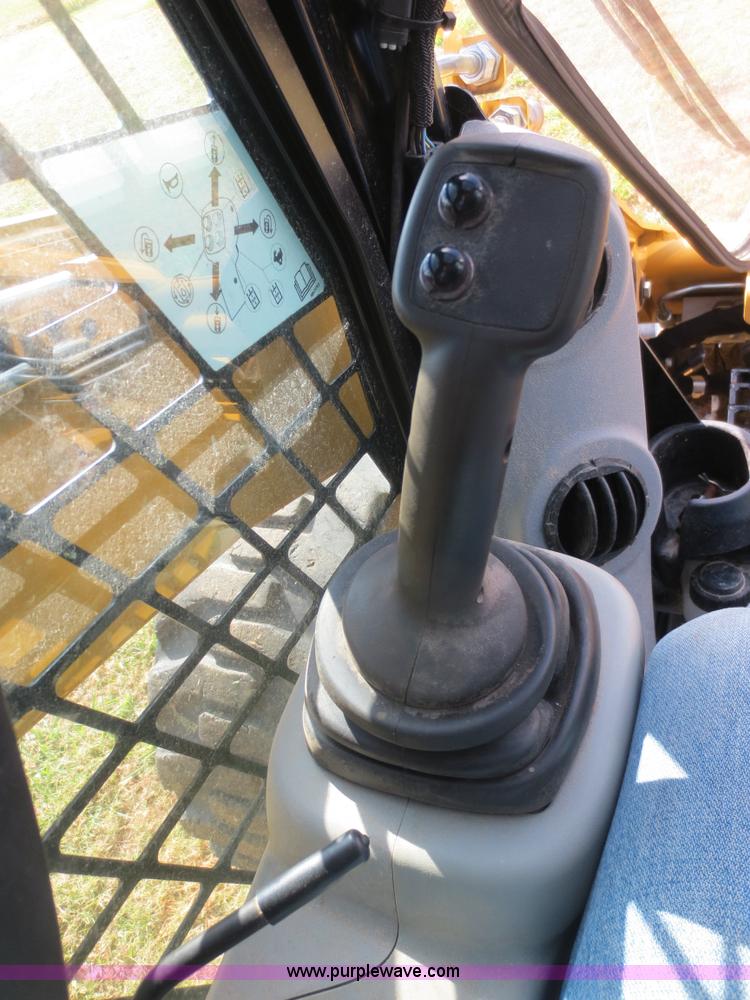 image for item F6729 2009 Caterpillar 262C skid steer