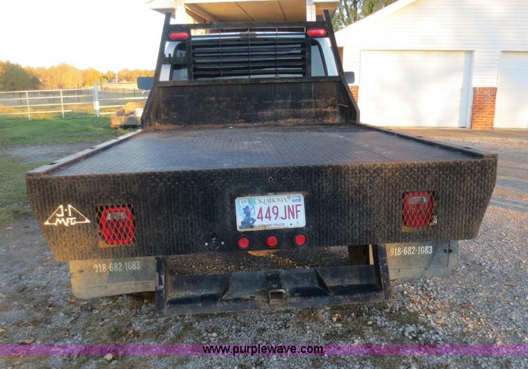 image for item F8020 1992 Ford F250 HD Custom flatbed pickup truck