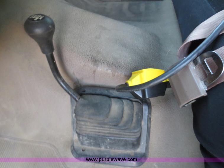 image for item F8020 1992 Ford F250 HD Custom flatbed pickup truck