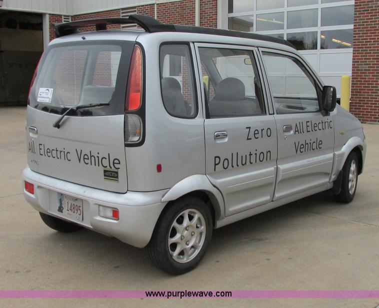 image for item I4969 2007 Miles ZX40