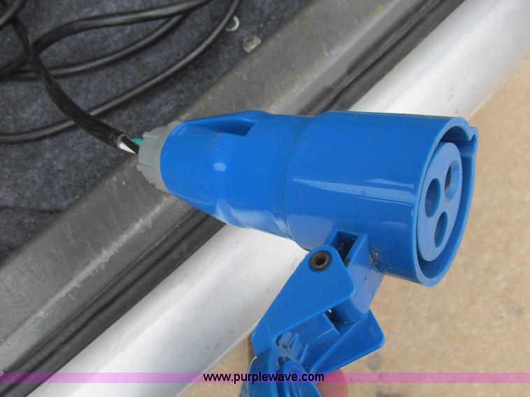 image for item I4969 2007 Miles ZX40