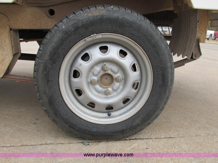 image for item I4970 2009 Miles ZX40 utility truck