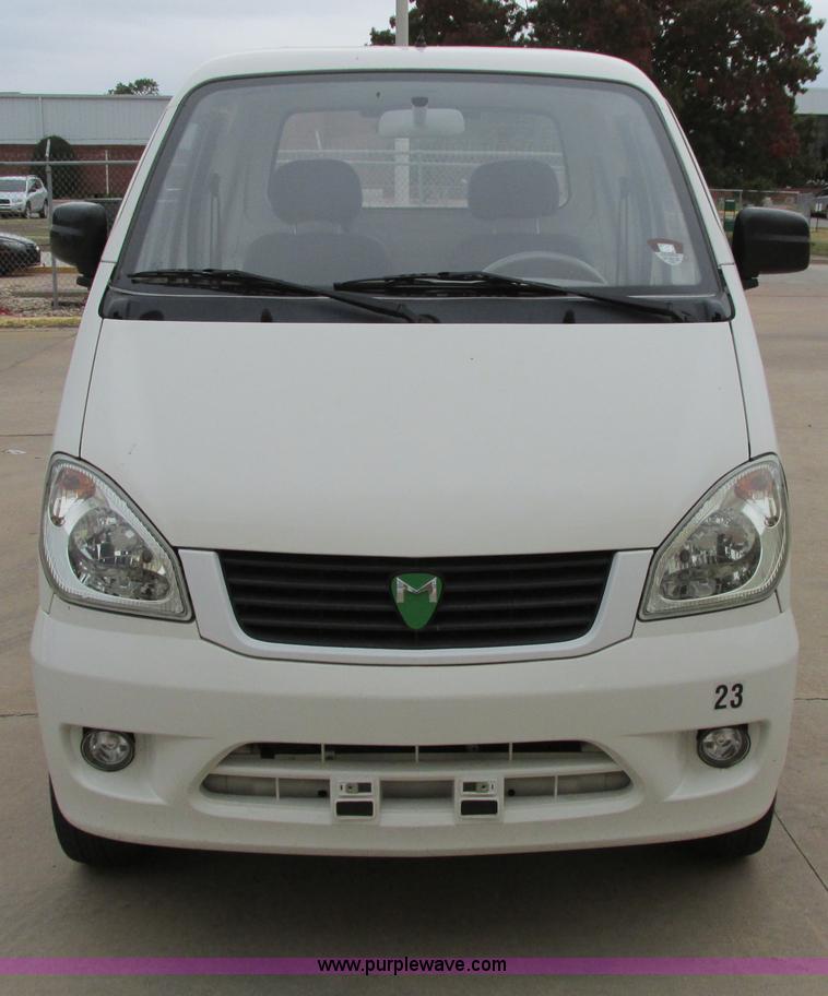 image for item I4970 2009 Miles ZX40 utility truck