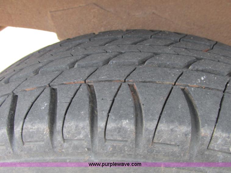 image for item I4970 2009 Miles ZX40 utility truck