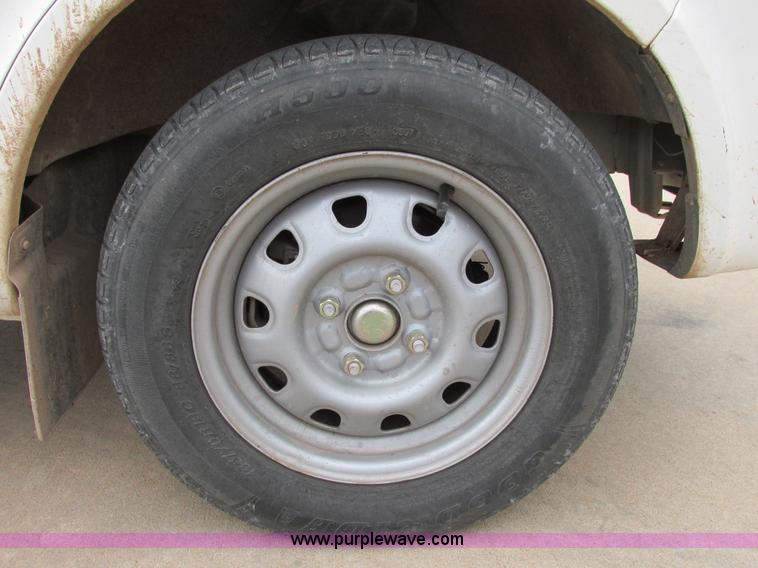 image for item I4970 2009 Miles ZX40 utility truck